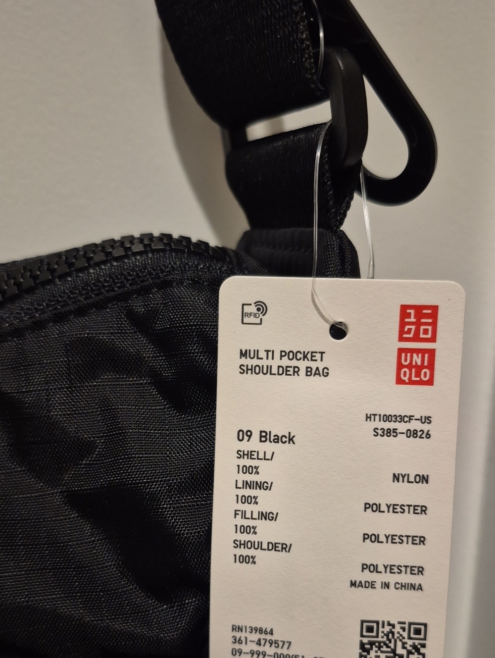 Nwt UNIQLO Black Nylon Shoulder Bag with Multiple Pockets - Picture 5 of 8